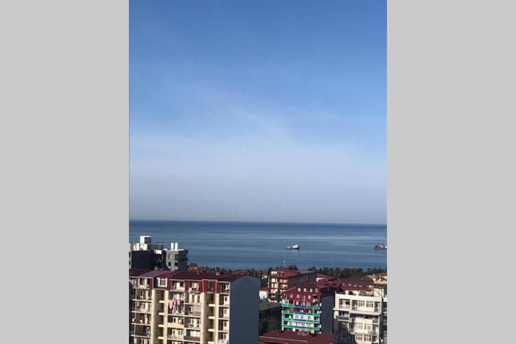 Თათულის Ბუდე -Tatuli Nest Daire Batum Dış mekan fotoğraf