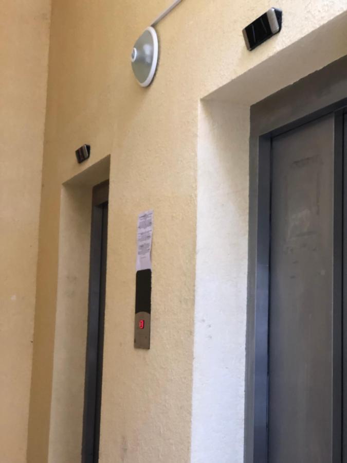 Თათულის Ბუდე -Tatuli Nest Daire Batum Dış mekan fotoğraf